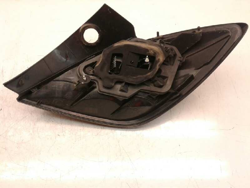 Recambio de piloto trasero izquierdo para opel astra gtc referencia OEM IAM GM13252443ECE  