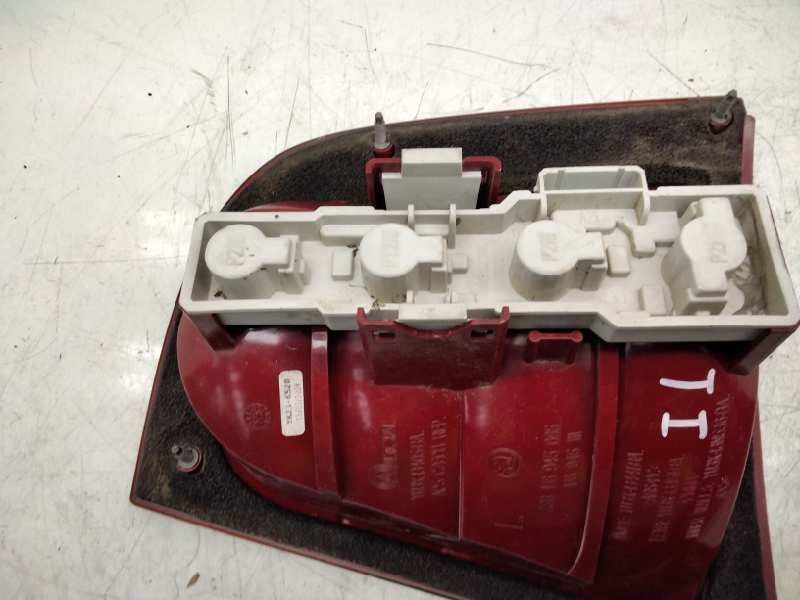 Recambio de piloto trasero izquierdo para skoda octavia berlina (1u2) 1.9 tdi slx referencia OEM IAM 1U6945111A  