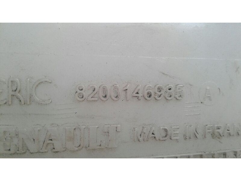 Recambio de deposito limpia para nissan interstar mod. 04 (x70) combi l2h2 6 - plazas, techo referencia OEM IAM 8200146985  