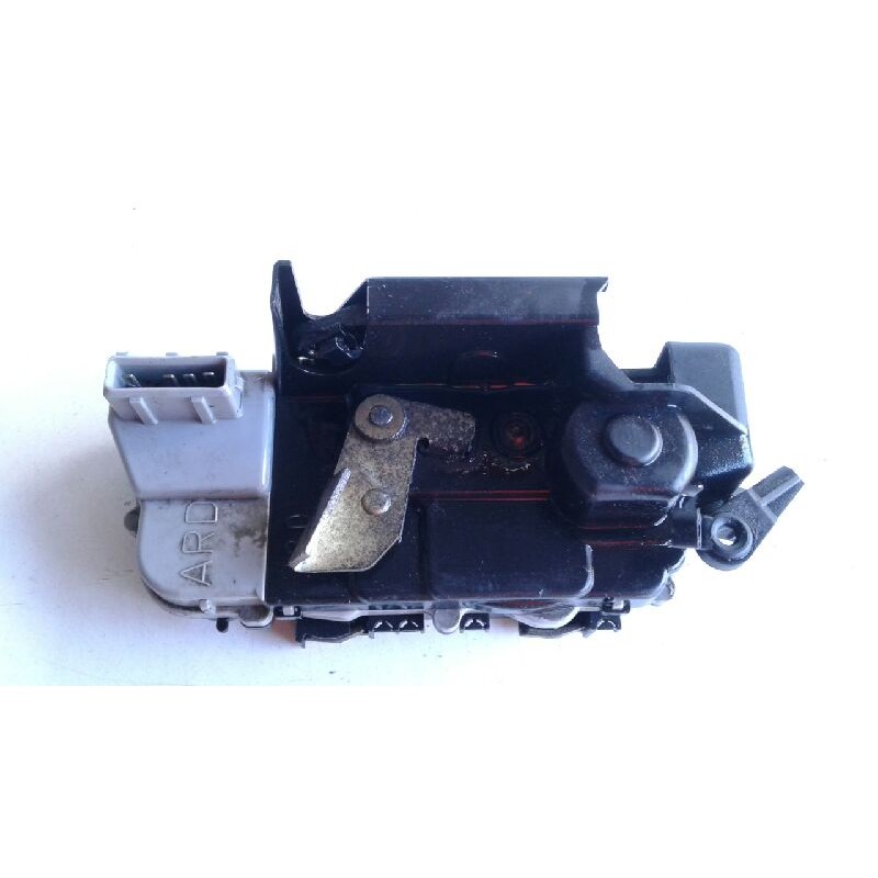 Recambio de cerradura puerta trasera derecha para citroen xsara berlina 2.0 hdi exclusive (66kw) referencia OEM IAM 913884  