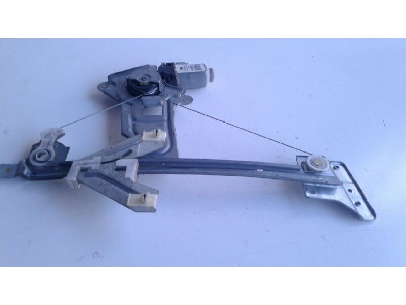 Recambio de elevalunas trasero izquierdo para citroen xsara berlina 2.0 hdi exclusive (66kw) referencia OEM IAM 922354  