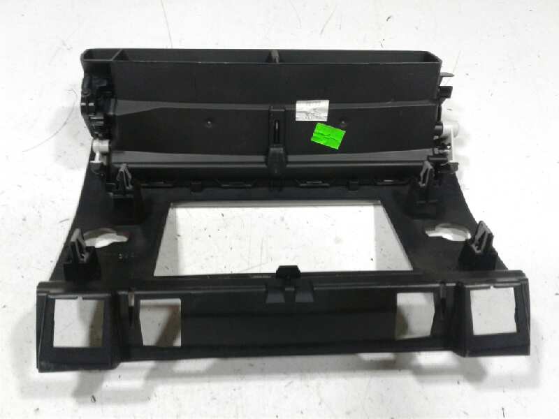 Recambio de aireador central para citroen c4 coupe vts referencia OEM IAM 9649599577  