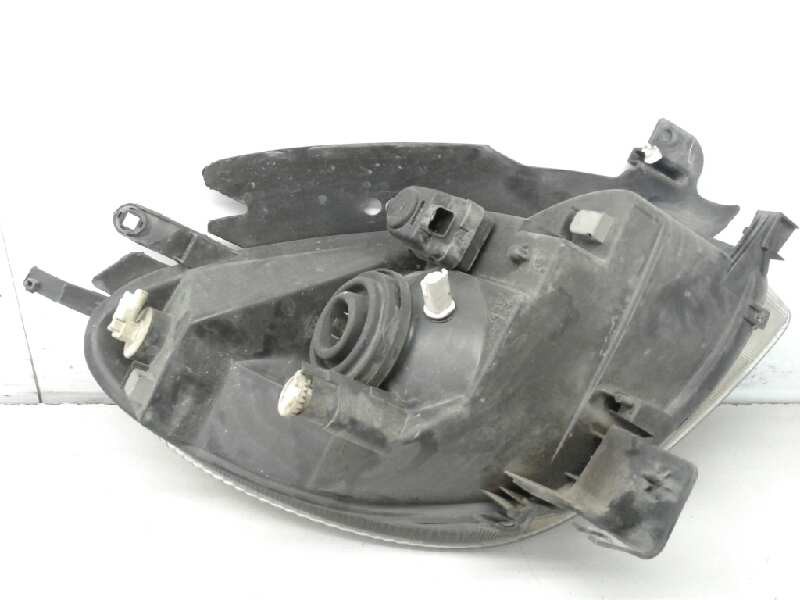 Recambio de faro izquierdo para citroen xsara picasso 1.8 16v referencia OEM IAM   