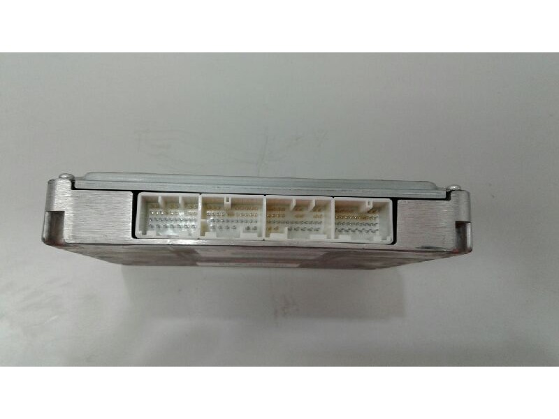 Recambio de centralita motor uce para toyota avensis berlina (t25) 2.2 d-4d executive sedán (4-ptas.) referencia OEM IAM 8966105