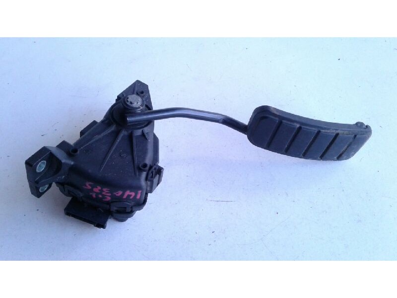 Recambio de pedal acelerador para nissan interstar mod. 04 (x70) combi l2h2 6 - plazas, techo referencia OEM IAM 8200724059  
