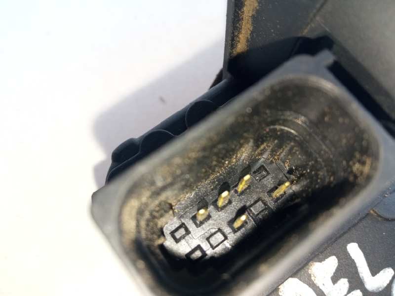 Recambio de cerradura puerta delantera derecha para opel mokka edition ecoflex referencia OEM IAM 13579523  