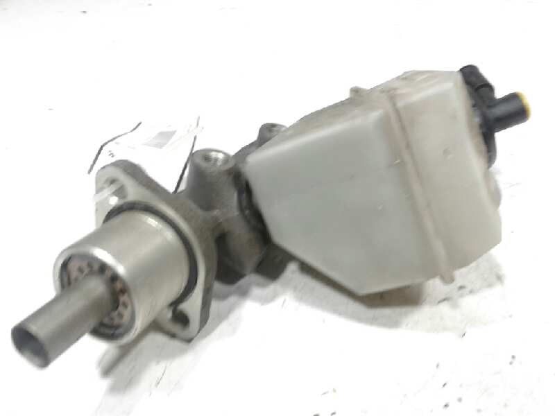 Recambio de bomba freno para renault clio ii fase ii (b/cb0) base authentique referencia OEM IAM 7700417826  