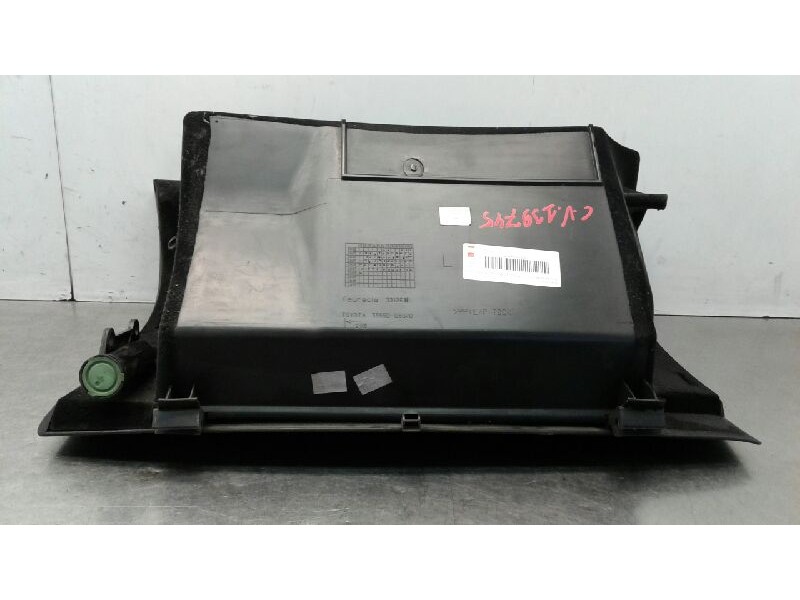 Recambio de guantera para toyota avensis berlina (t25) 2.2 d-4d executive sedán (4-ptas.) referencia OEM IAM 5555005070  