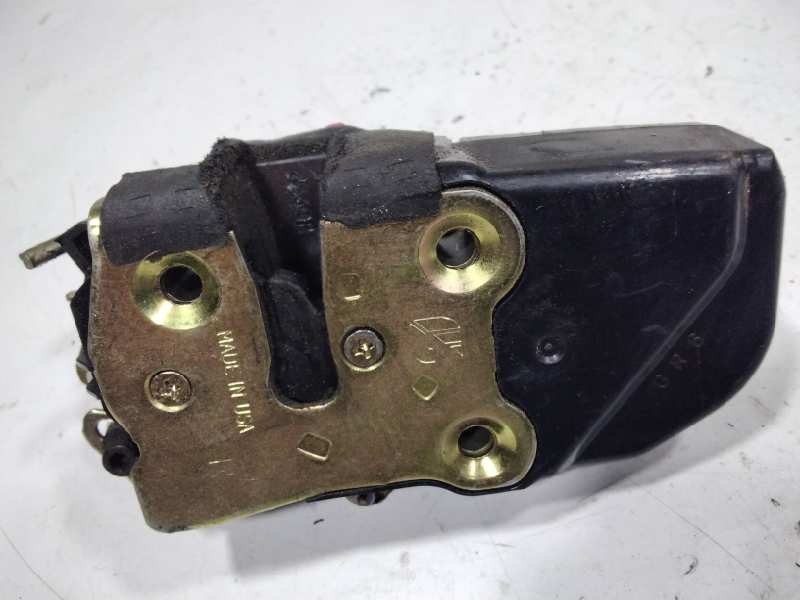 Recambio de cerradura puerta delantera derecha para chrysler pt cruiser (pt) 2.0 classic referencia OEM IAM 05027072AB  