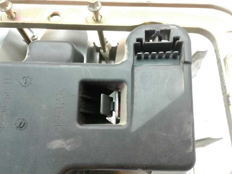 Recambio de piloto trasero derecho para fiat brava (182) jtd 105 / 100 sx referencia OEM IAM 37200751D  