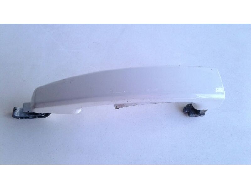 Recambio de maneta exterior delantera derecha para opel mokka edition ecoflex referencia OEM IAM 13505889  