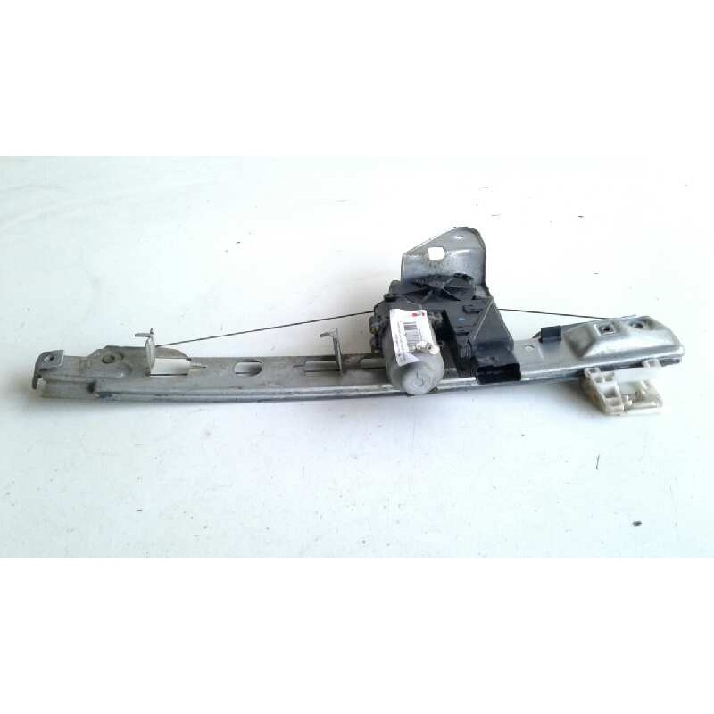 Recambio de elevalunas trasero derecho para renault megane ii berlina 5p confort authentique referencia OEM IAM 8201010921  