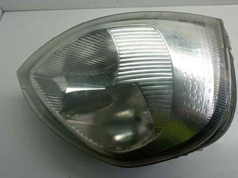 Recambio de faro derecho para renault mascott fg 160. 35/55/65 cabina individual referencia OEM IAM   