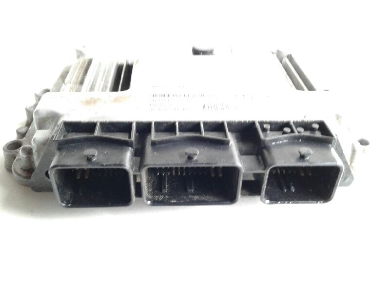 Recambio de centralita motor uce para peugeot partner (s2) combi plus referencia OEM IAM 025012620  