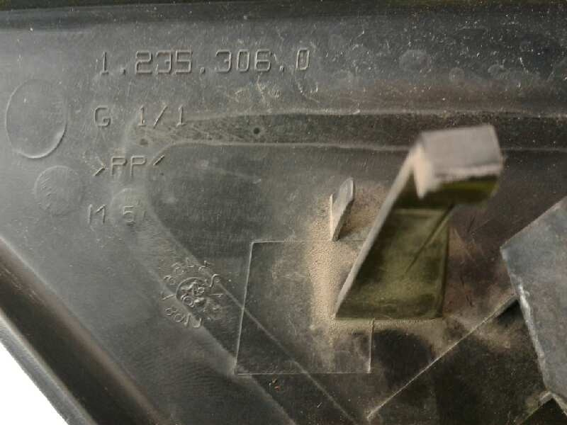 Recambio de retrovisor izquierdo para renault megane ii berlina 5p confort authentique referencia OEM IAM 12353060  