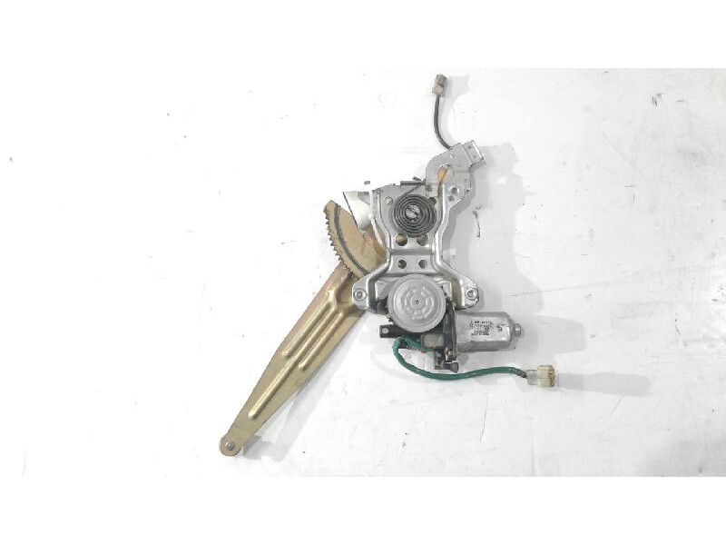 Recambio de elevalunas trasero izquierdo para mitsubishi l 200 (k6/7) 2500 td american sport (4-ptas.) referencia OEM IAM 062100