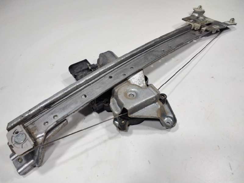 Recambio de elevalunas trasero derecho para mercedes clase a (w168) 140 (168.031) referencia OEM IAM 1687301046  