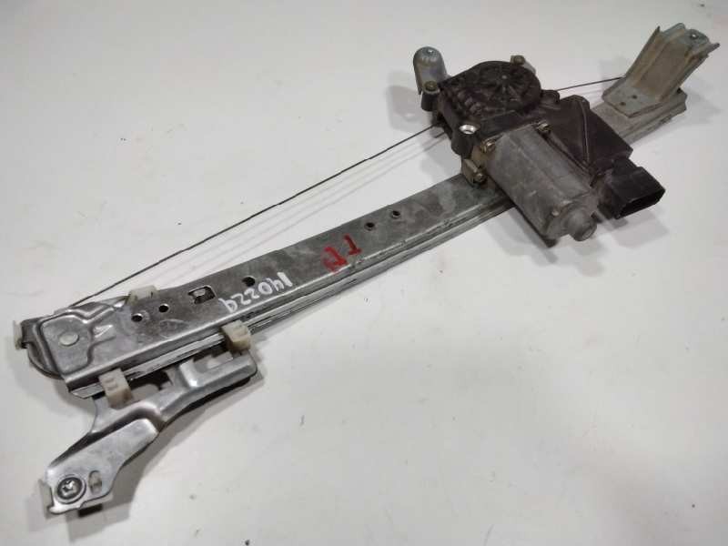 Recambio de elevalunas trasero izquierdo para mercedes clase a (w168) 140 (168.031) referencia OEM IAM 1687300946  