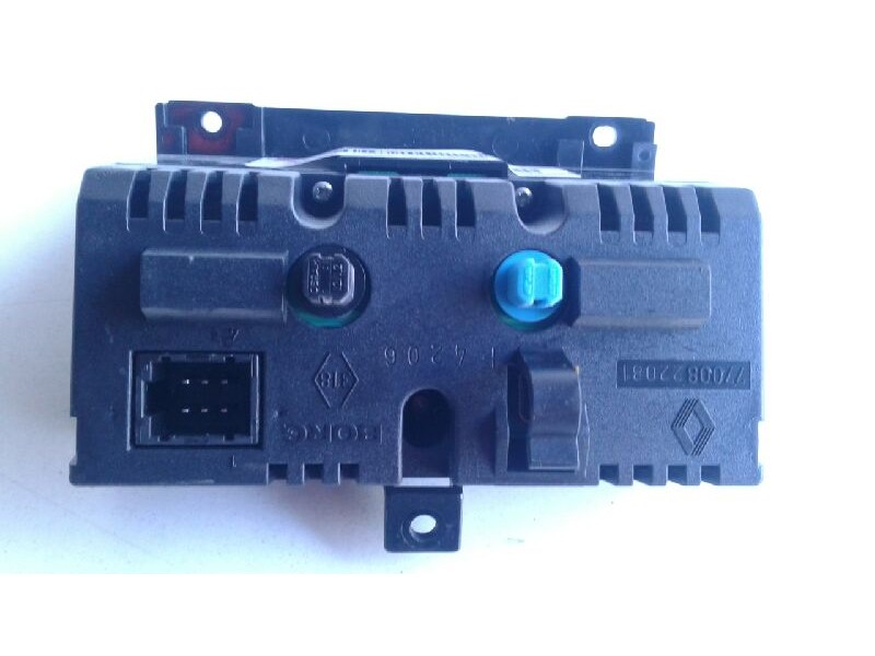 Recambio de pantalla multifuncion para renault laguna (b56) 2.0 anade referencia OEM IAM 7700822081  