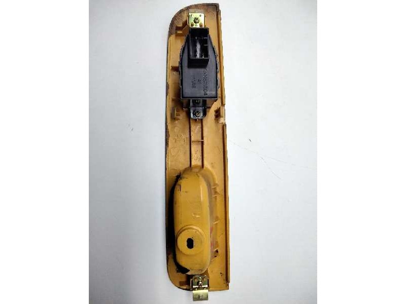 Recambio de mando elevalunas trasero izquierdo para hyundai sonata (y4) 2.0i 16v gls referencia OEM IAM 9358038000LT  