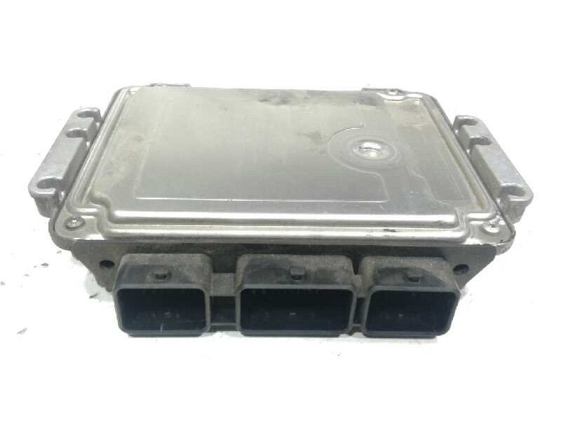 Recambio de centralita motor uce para renault scenic ii dynamique referencia OEM IAM 0281011776  