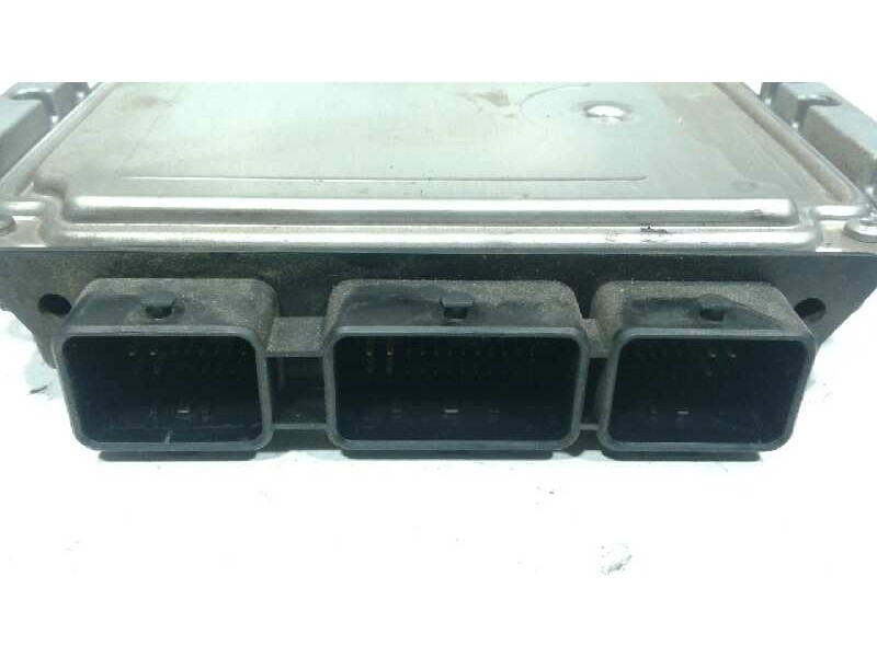 Recambio de centralita motor uce para renault scenic ii dynamique referencia OEM IAM 0281011776  