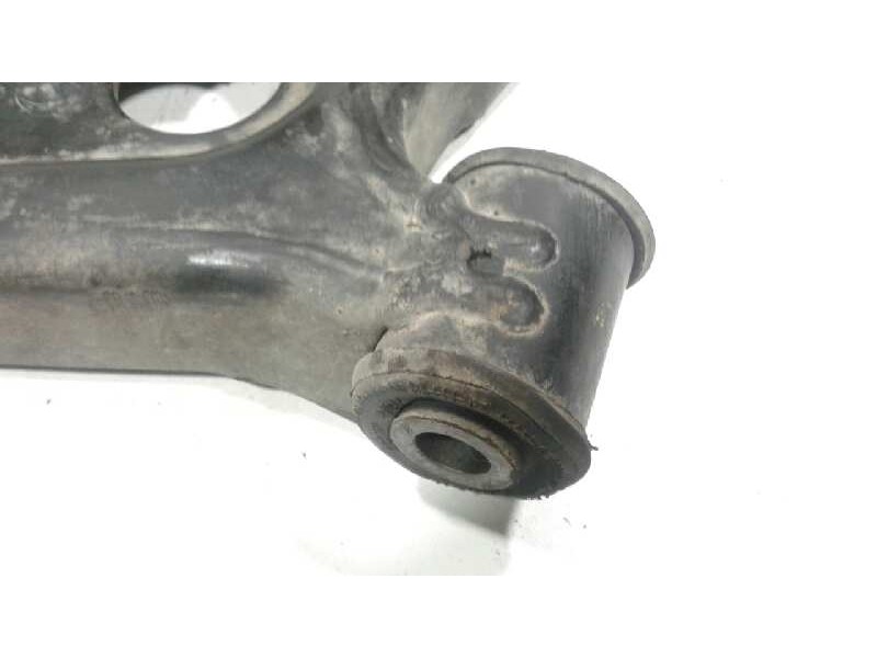 Recambio de brazo suspension inferior delantero derecho para dodge caliber sxt referencia OEM IAM 05105040AI  