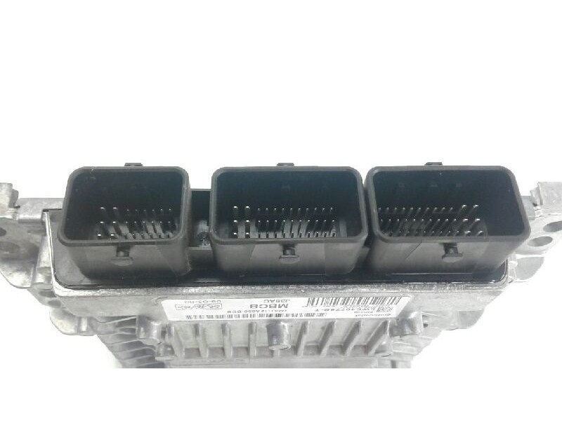 Recambio de centralita motor uce para ford focus turnier (cb4) trend referencia OEM IAM 5WS40778BT  