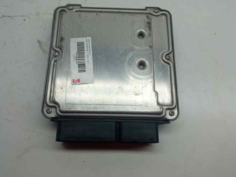 Recambio de centralita motor uce para dodge caliber sxt referencia OEM IAM 05187449AD  