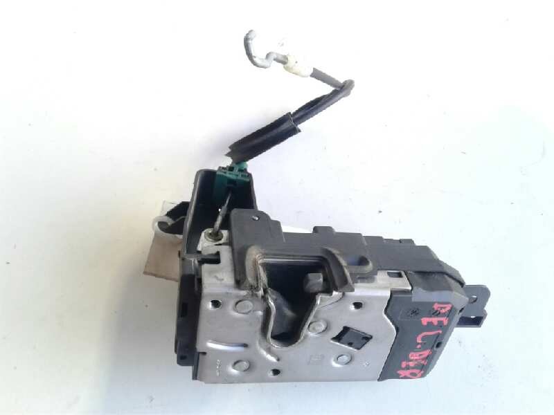 Recambio de cerradura puerta delantera derecha para opel astra h ber. cosmo referencia OEM IAM 13210749  