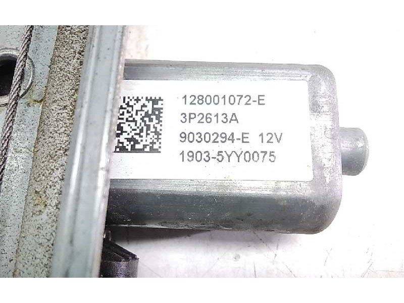 Recambio de elevalunas trasero izquierdo para renault captur dynamique referencia OEM IAM 128001072E  