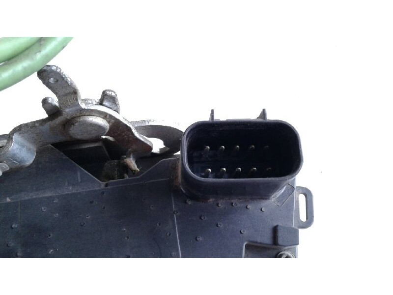 Recambio de cerradura puerta delantera derecha para fiat stilo (192) 1.9 120 dynamic multijet referencia OEM IAM 0051753227  