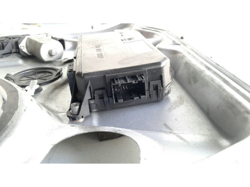 Recambio de elevalunas delantero izquierdo para fiat stilo (192) 1.9 120 dynamic multijet referencia OEM IAM 0046831653  