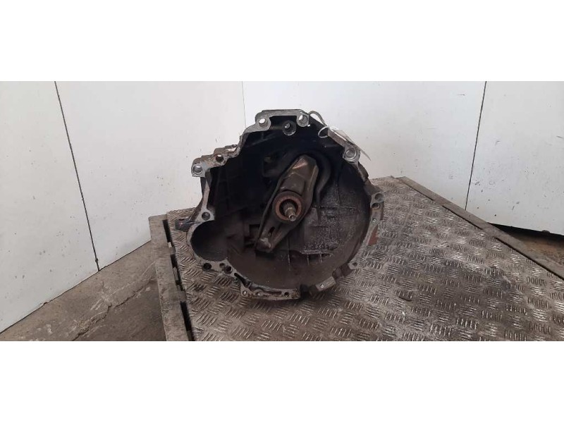 Recambio de caja cambios para audi coupe (8b3) básico referencia OEM IAM AXG  