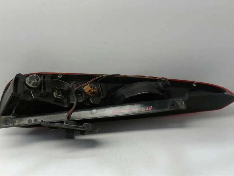 Recambio de piloto trasero derecho para ford fiesta (cbk) ambiente referencia OEM IAM 1324563  