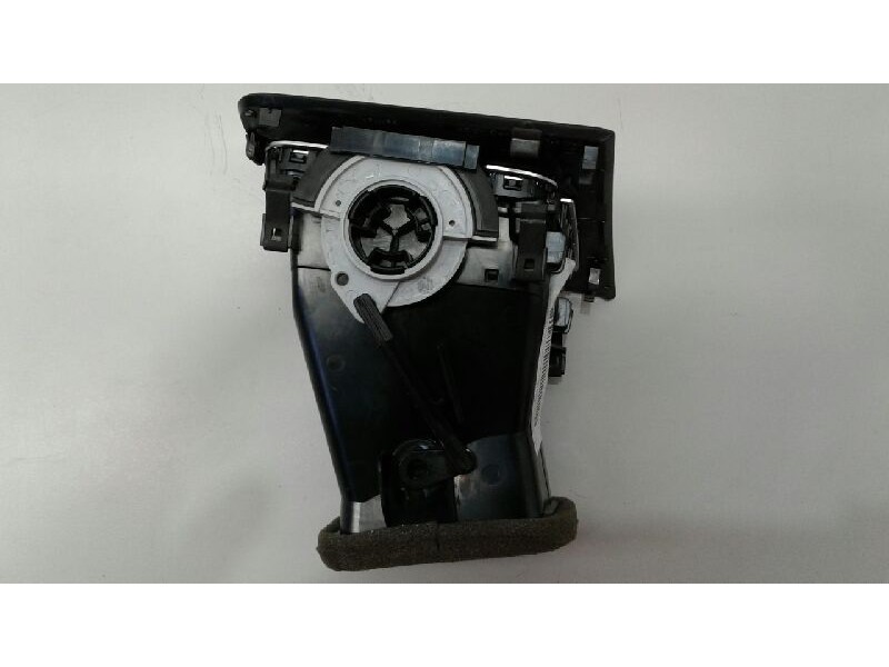 Recambio de aireador izquierdo para volkswagen golf vii lim. sport by r-line bluemotion referencia OEM IAM SG5G1819247B  