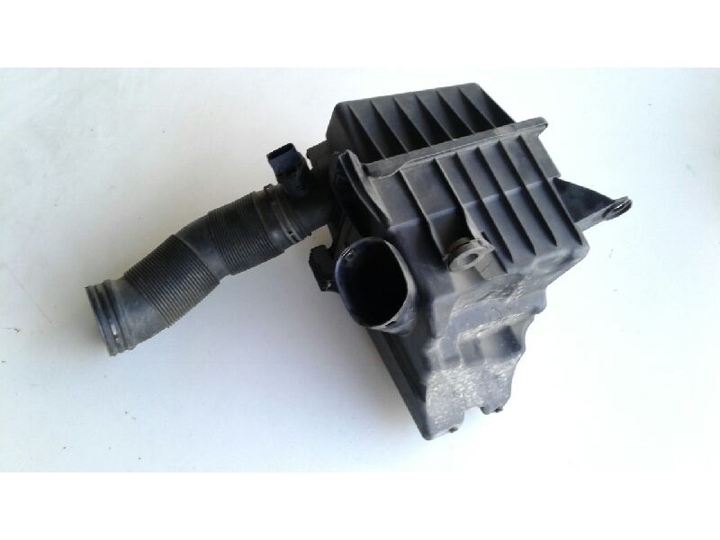Recambio de caja filtro de aire para audi coupe (8b3) básico referencia OEM IAM 6Q0129601  