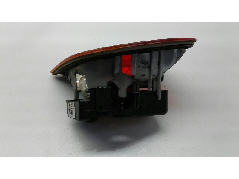 Recambio de piloto trasero derecho porton para bmw serie 3 berlina (e46) 318d referencia OEM IAM 6390794605  