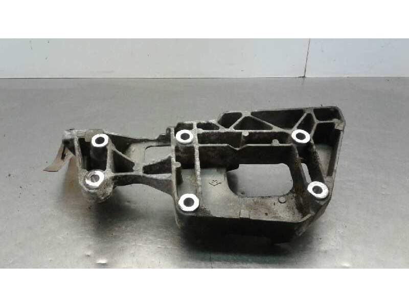 Recambio de soporte alternador para audi a3 (8p) 2.0 fsi ambition referencia OEM IAM 06F903143B  