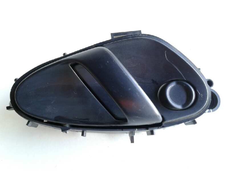Recambio de maneta interior delantera derecha para citroen xsara berlina 1.9 td sx referencia OEM IAM 9623200077  
