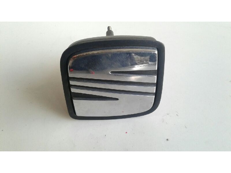 Recambio de maneta exterior porton para seat leon (1m1) stella referencia OEM IAM 6K0827654A  