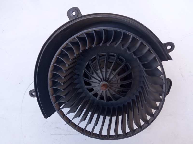 Recambio de motor calefaccion para opel astra g caravan club referencia OEM IAM 1845120  