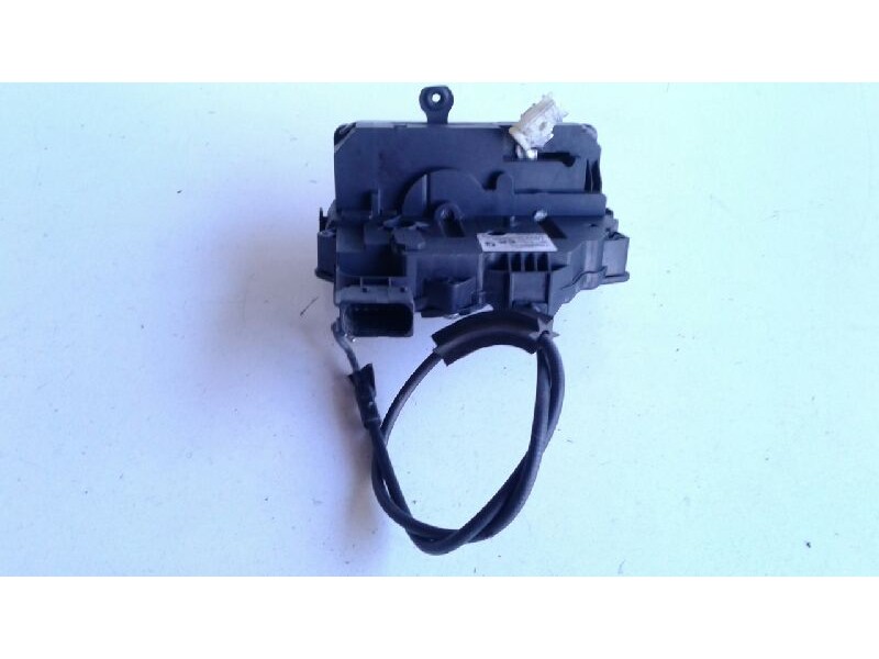 Recambio de cerradura puerta delantera izquierda para opel corsa d selective referencia OEM IAM 13258270  