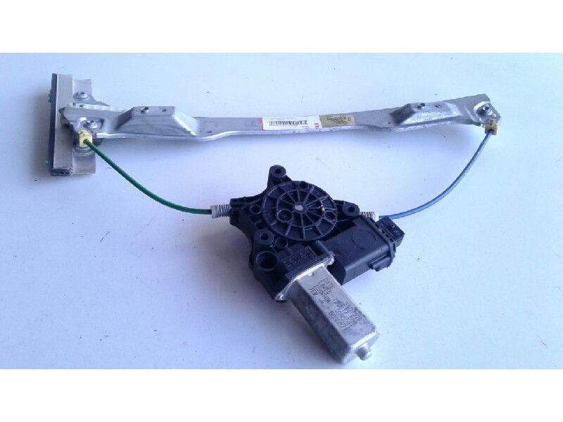 Recambio de elevalunas delantero derecho para opel corsa d selective referencia OEM IAM 13188483  