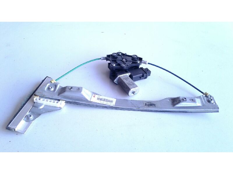 Recambio de elevalunas delantero izquierdo para opel corsa d selective referencia OEM IAM 13188482  