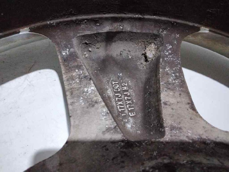 Recambio de llanta aluminio para kia sorento 2.5 crdi emotion referencia OEM IAM 175TORNILLOS ET45 