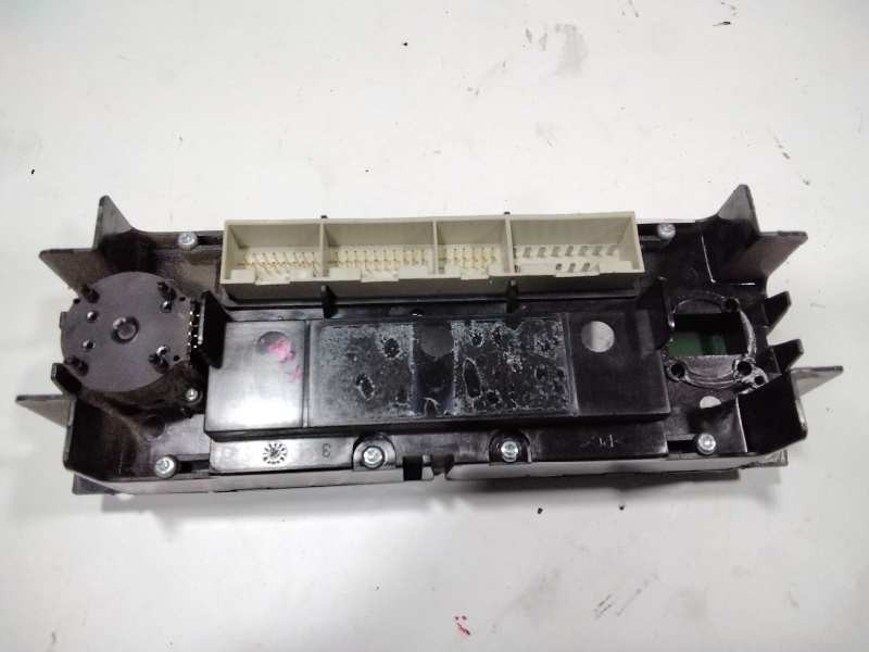 Recambio de mando climatizador para volkswagen golf iv berlina (1j1) highline referencia OEM IAM 140778  