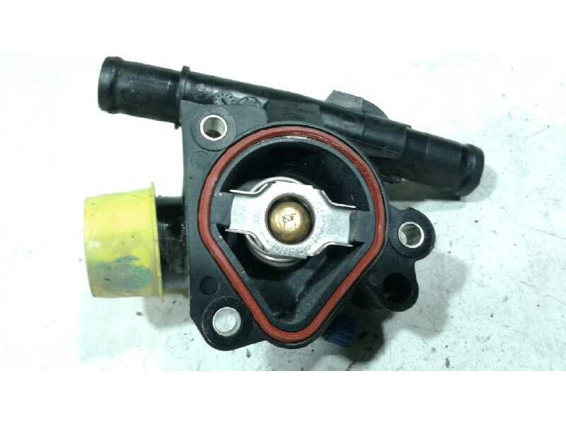 Recambio de caja termostato para renault trafic caja cerrada (ab 4.01) 2.0 dci diesel cat referencia OEM IAM 8200907243  