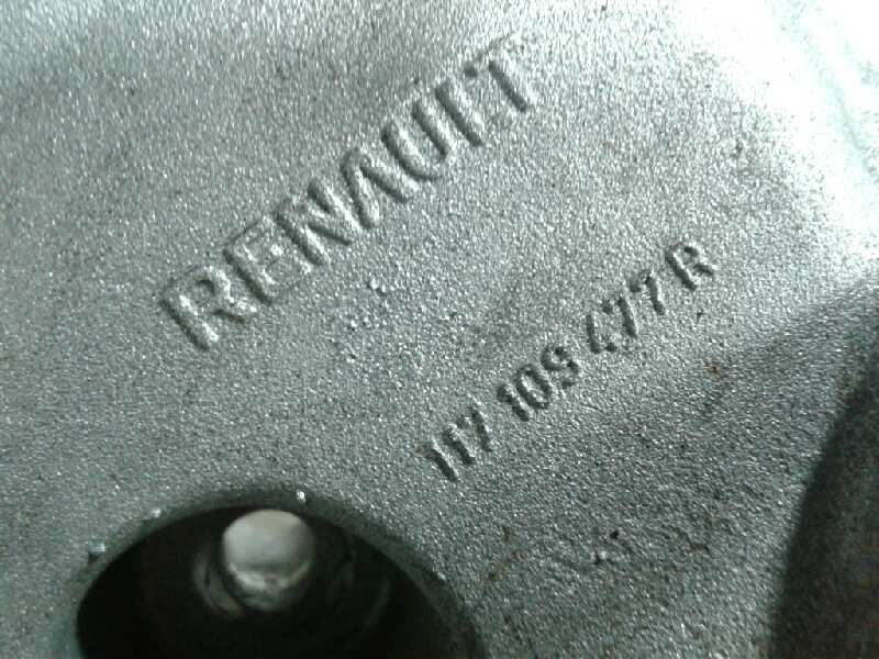 Recambio de soporte alternador para renault trafic caja cerrada (ab 4.01) 2.0 dci diesel cat referencia OEM IAM 117109477R  