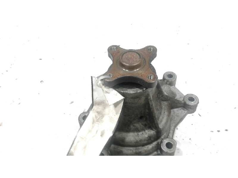 Recambio de bomba agua para kia sorento 2.5 crdi emotion referencia OEM IAM   